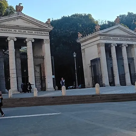 בית הארחה Romans Flaminio רומא